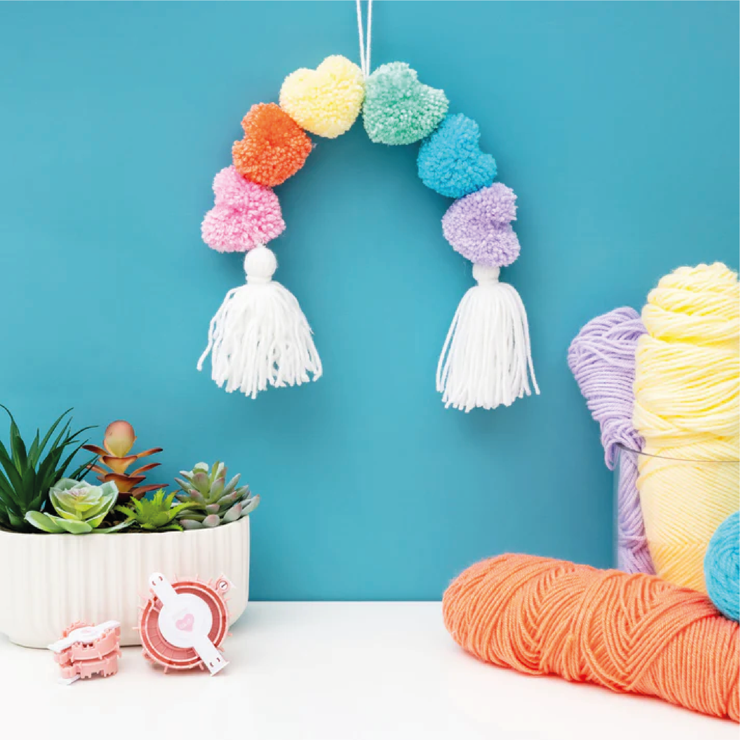 WE R MEMORY KEEPERS HEART POM POM MAKER 2/PKG - CREADOR DE POMPONES DE CORAZON