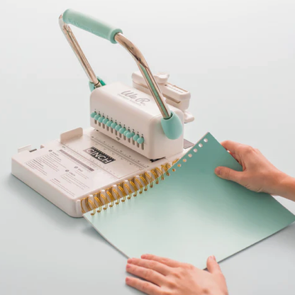 WE R CINCH BOOK -  ENGARGOLADORA