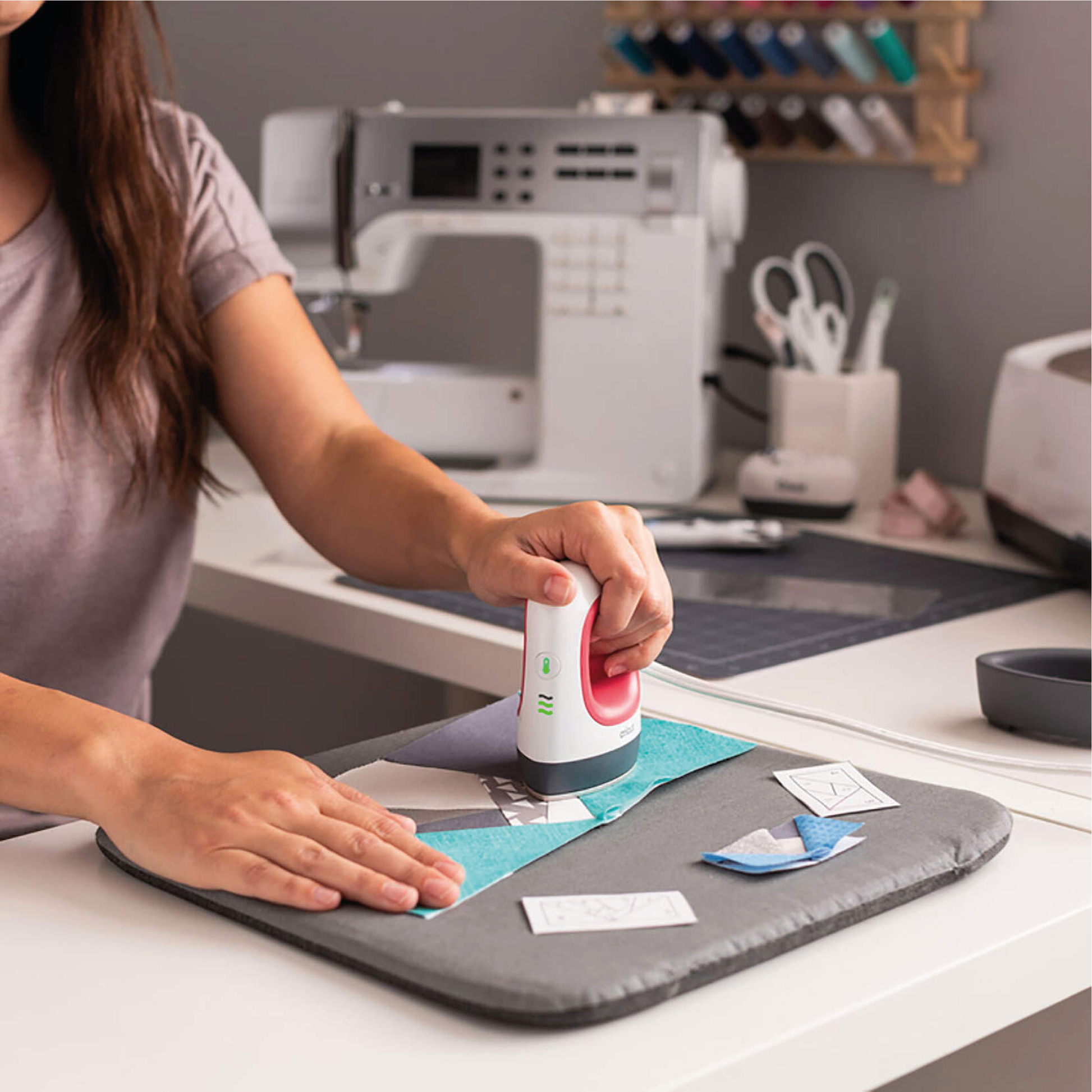 What is the Cricut EasyPress Mini? Is it worth it? – Daydream Into