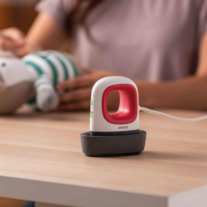 EASYPRESS MINI - PLANCHA DE CALOR  COLOR FRAMBUESA CRICUT